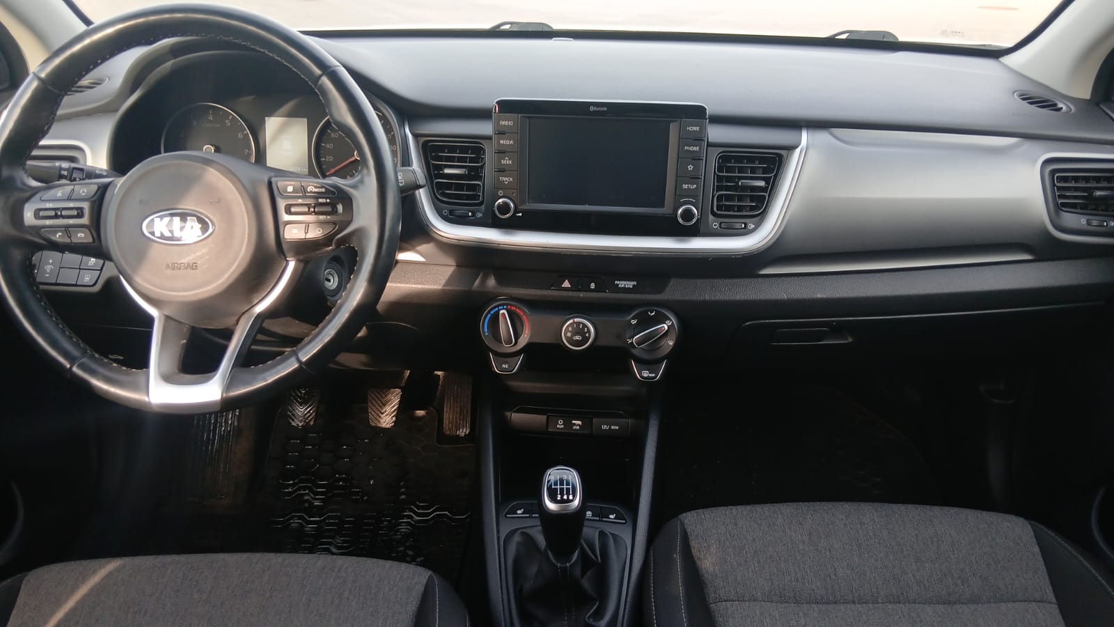 Kia Stonic - zdjęcie 6
